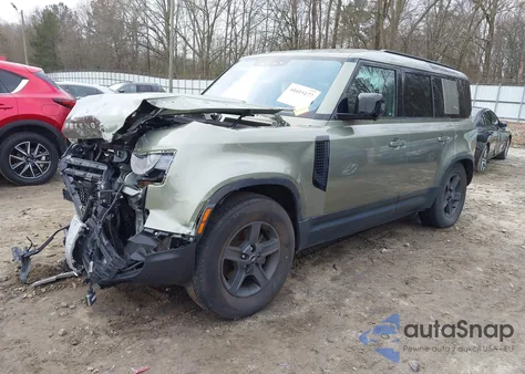 2022 Land Rover Defender 110 Standard z USA, uszkodzony, nr VIN SALEKERX2N2081763